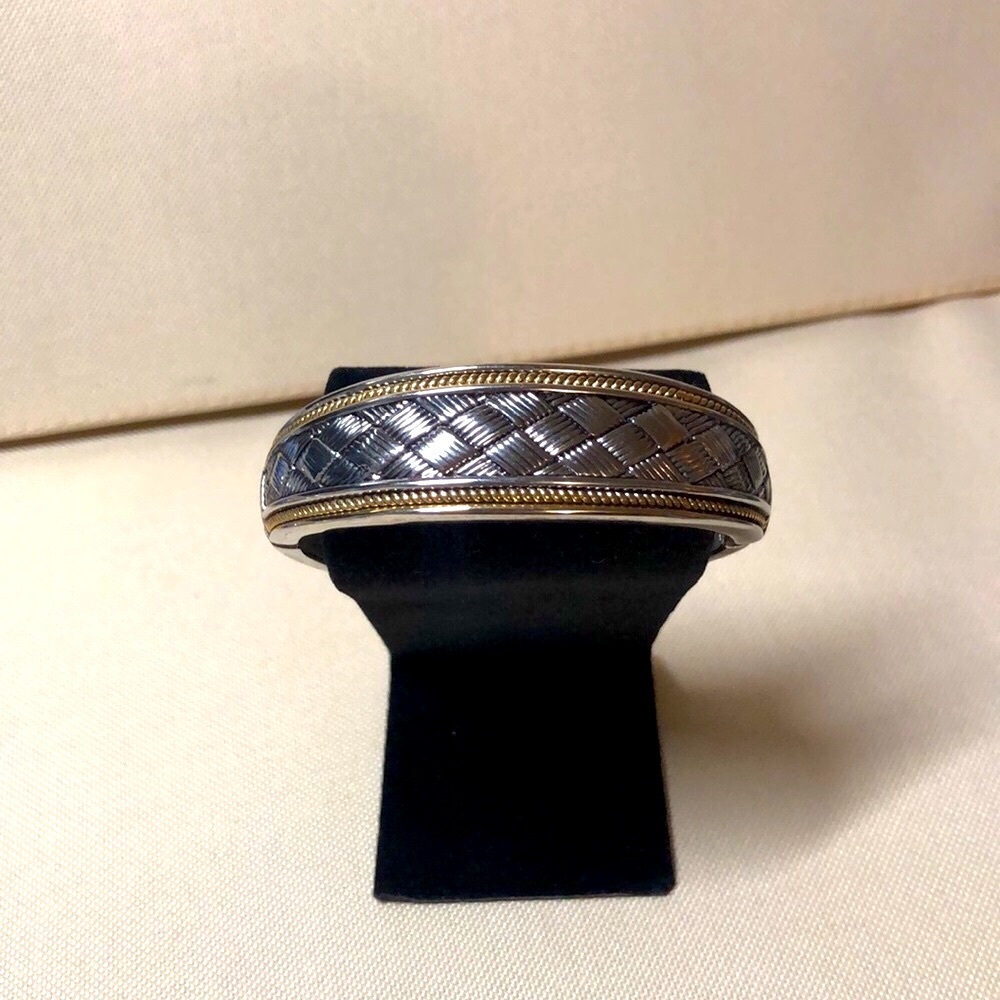🕸️ Vintage Kim Rogers Designer Two Toned Gold & Silver Embossed Woven Bracelet